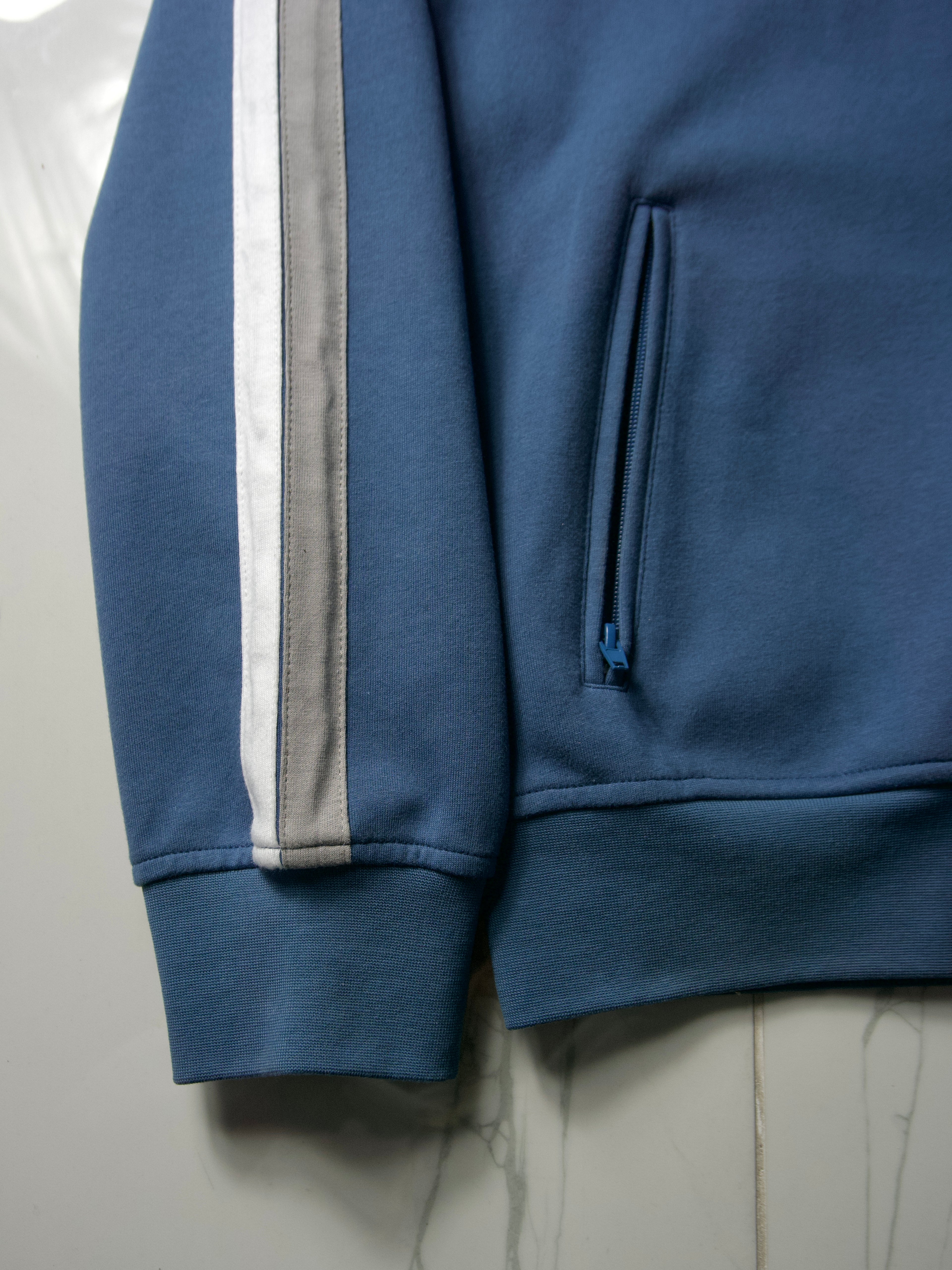 2.Jacket